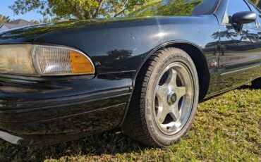 Chevrolet-Impala-1994-Sedan-2