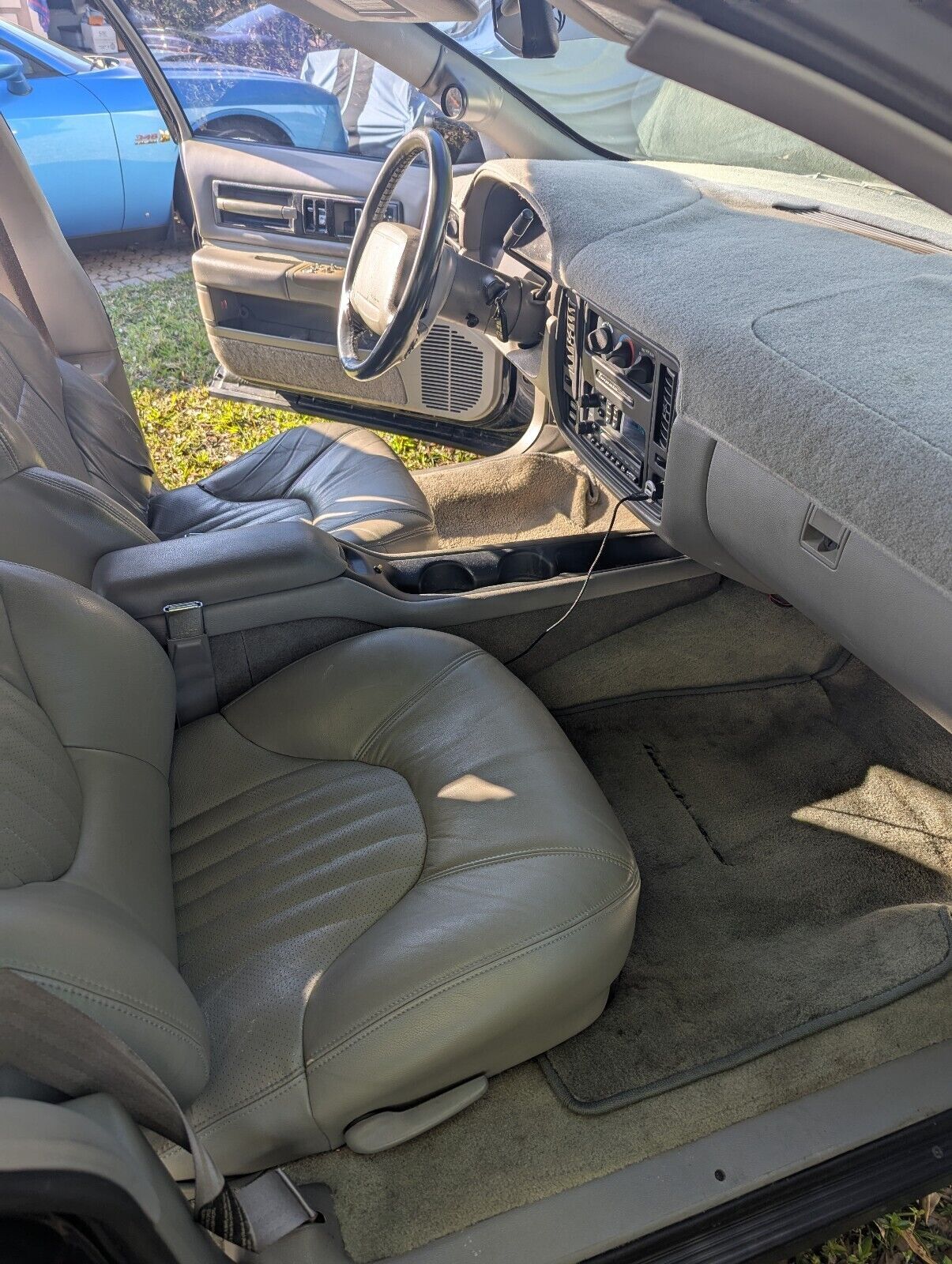 Chevrolet-Impala-1994-Sedan-8