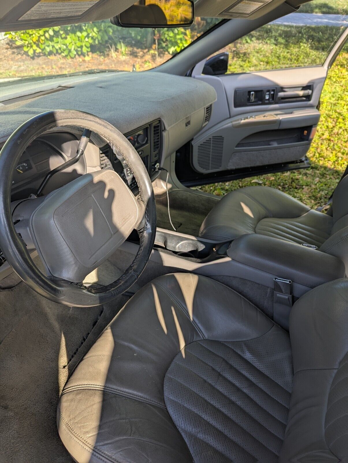 Chevrolet-Impala-1994-Sedan-9