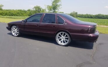 Chevrolet-Impala-1995-Sedan-1