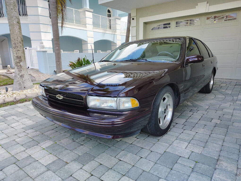 Chevrolet-Impala-1995-Sedan-11
