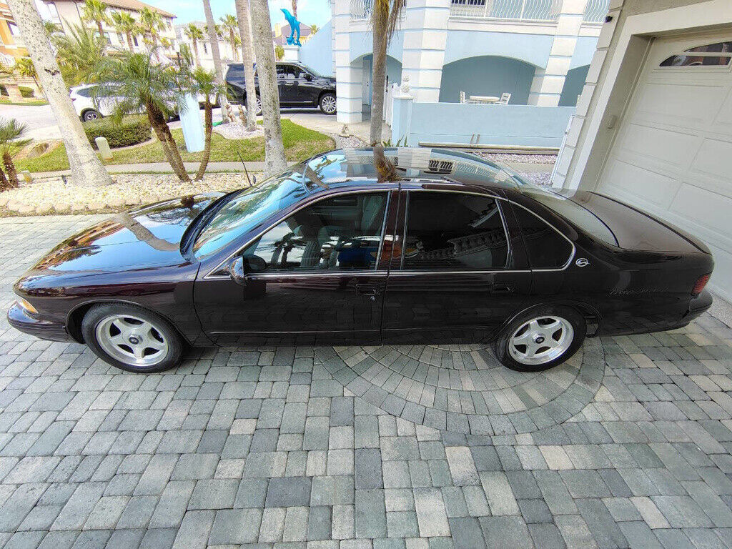 Chevrolet-Impala-1995-Sedan-16
