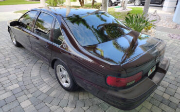 Chevrolet-Impala-1995-Sedan-19