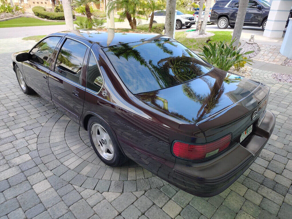 Chevrolet-Impala-1995-Sedan-19