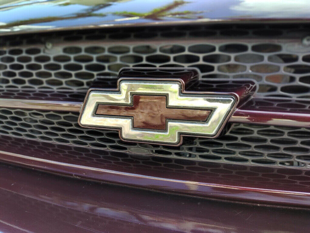 Chevrolet-Impala-1995-Sedan-2