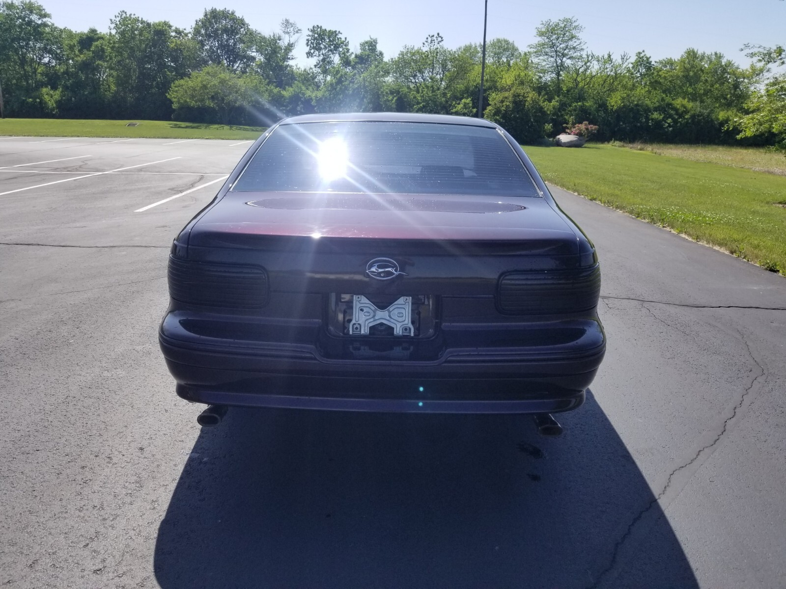 Chevrolet-Impala-1995-Sedan-2