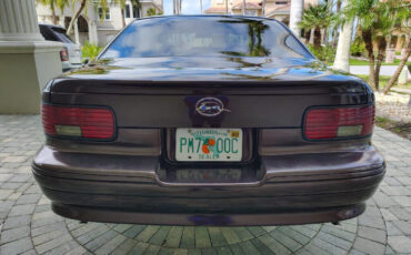 Chevrolet-Impala-1995-Sedan-20