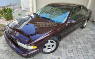 Chevrolet-Impala-1995-Sedan-3