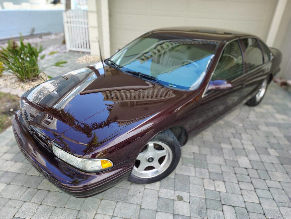 Chevrolet-Impala-1995-Sedan-3