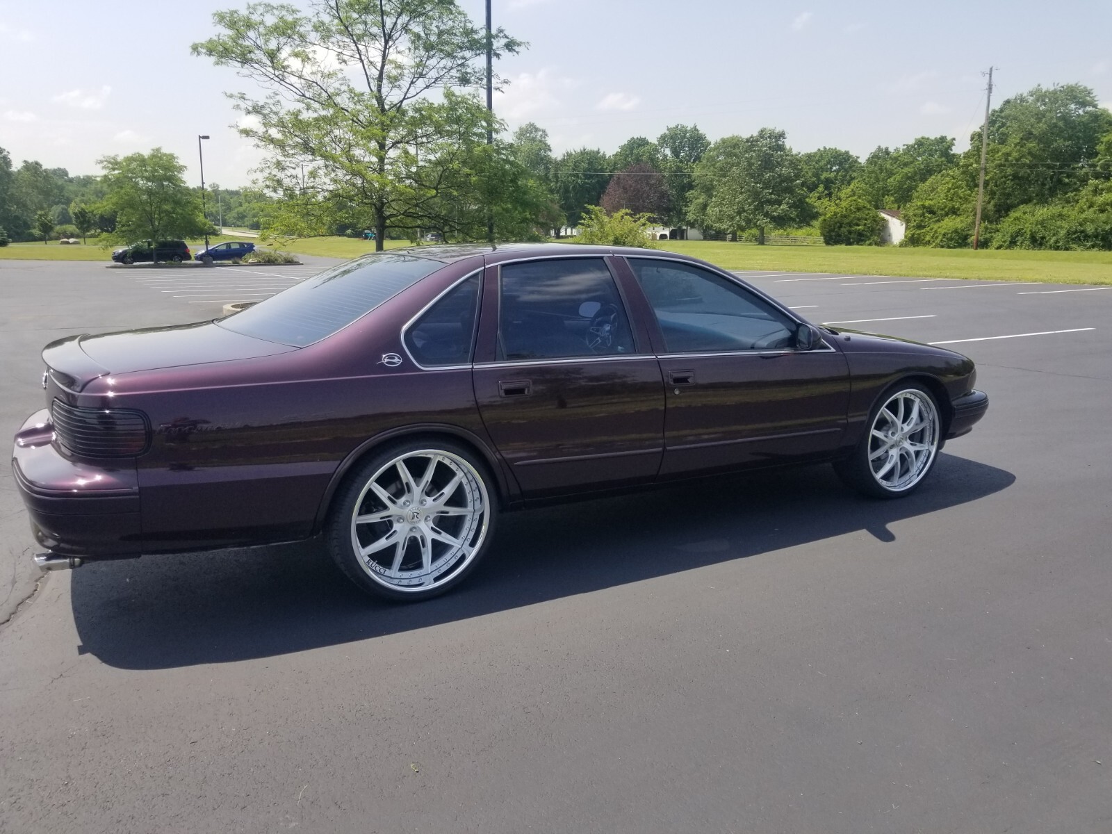 Chevrolet-Impala-1995-Sedan-3