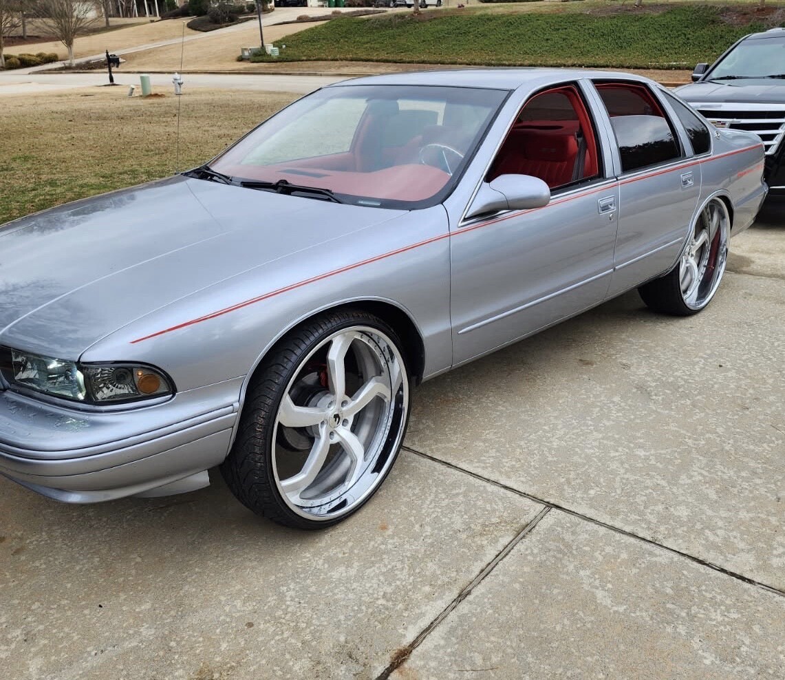 Chevrolet-Impala-1995-Sedan-3