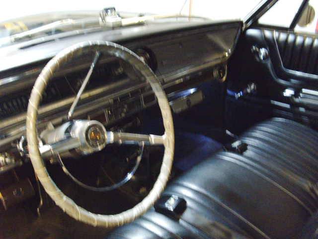 Chevrolet-Impala-2dr.-ht.-1965-silver-8