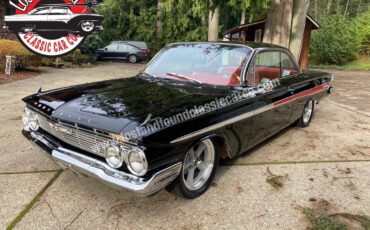 Chevrolet-Impala-Bubble-Top-1961-1