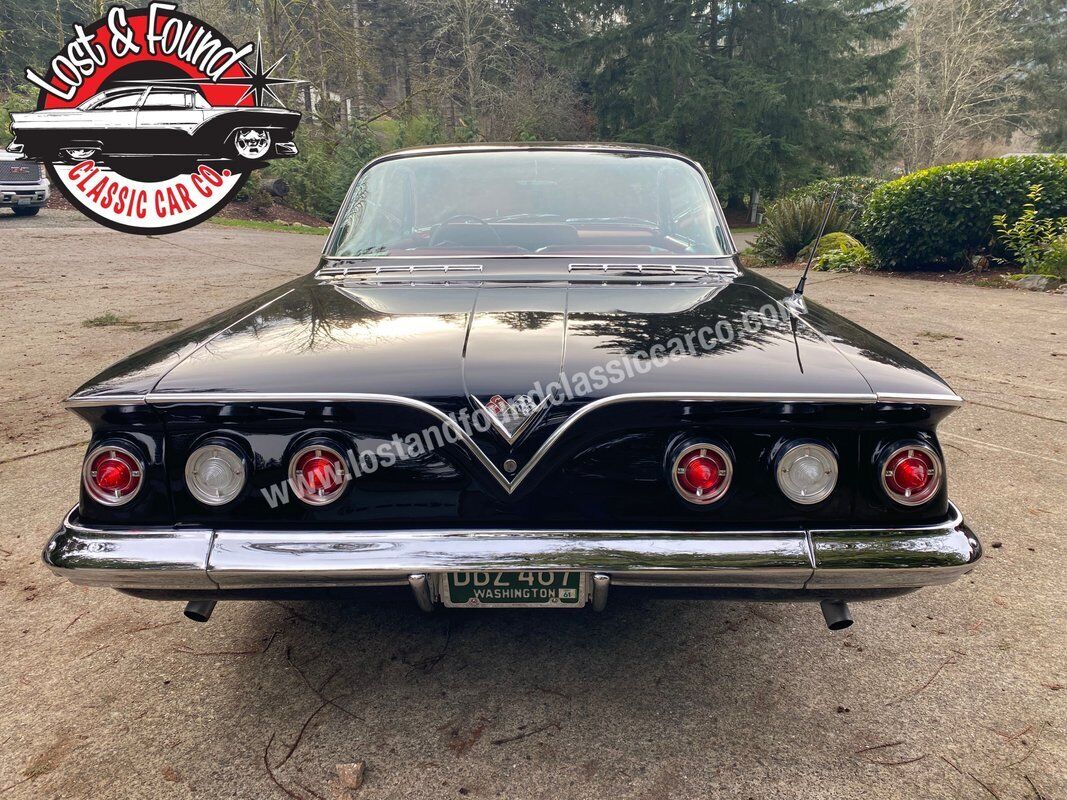 Chevrolet-Impala-Bubble-Top-1961-10