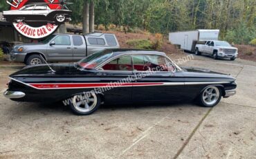 Chevrolet-Impala-Bubble-Top-1961-14