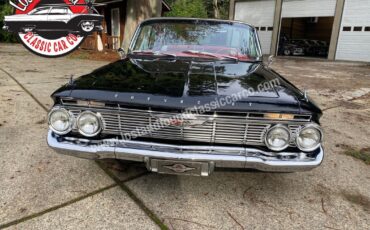 Chevrolet-Impala-Bubble-Top-1961-21