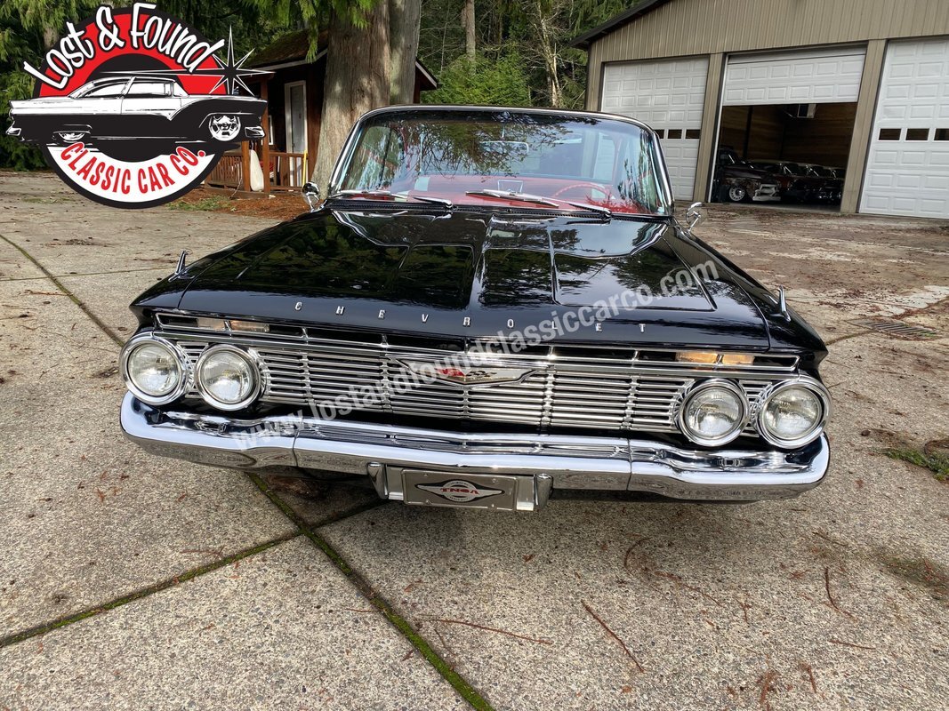 Chevrolet-Impala-Bubble-Top-1961-21