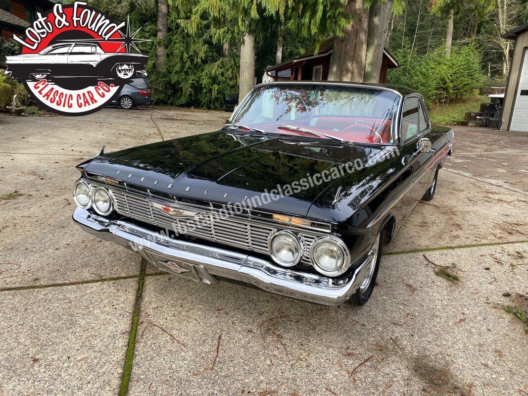 Chevrolet-Impala-Bubble-Top-1961-22