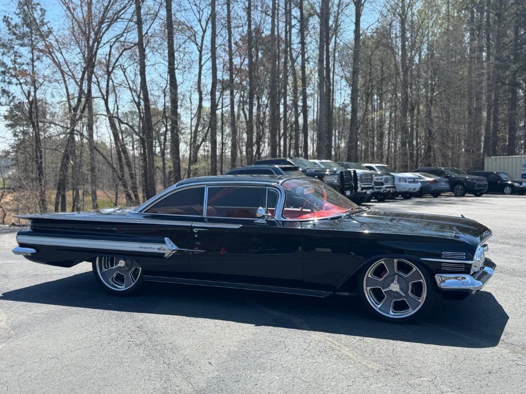 Chevrolet-Impala-Resto-mod-fuel-injected-1960-10