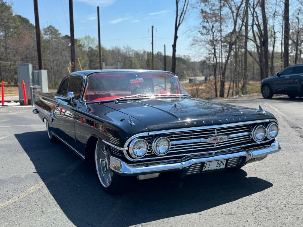 Chevrolet-Impala-Resto-mod-fuel-injected-1960-14
