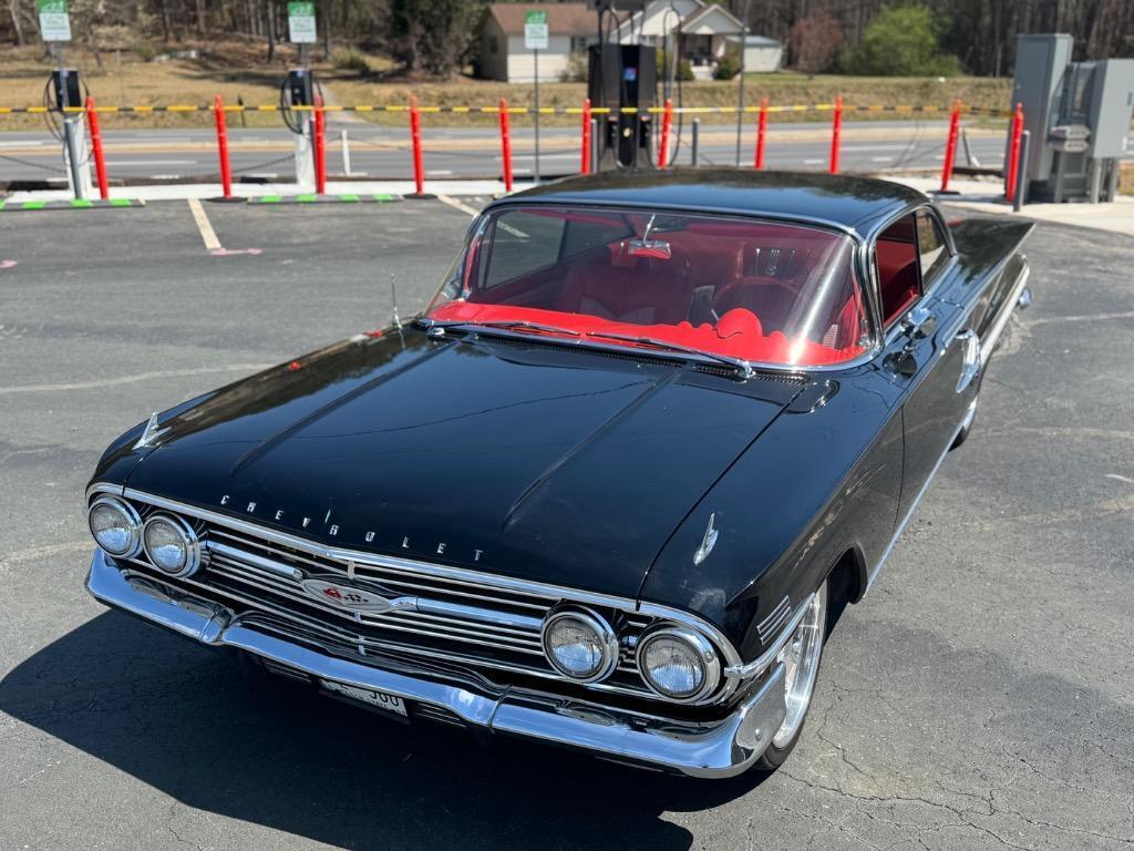 Chevrolet-Impala-Resto-mod-fuel-injected-1960-16