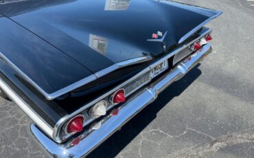 Chevrolet-Impala-Resto-mod-fuel-injected-1960-24