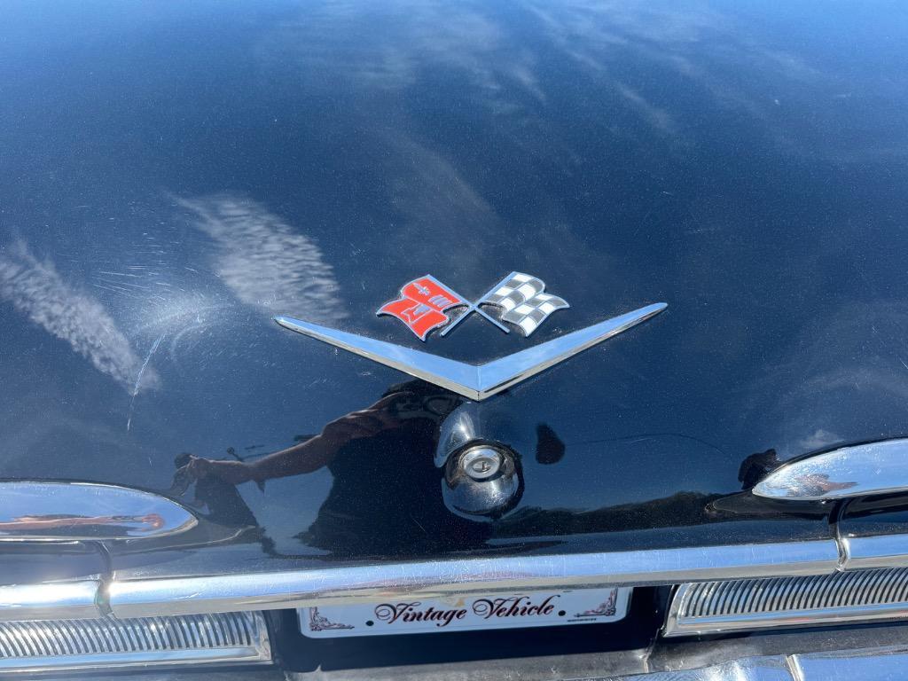 Chevrolet-Impala-Resto-mod-fuel-injected-1960-27