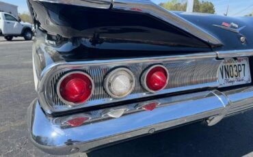 Chevrolet-Impala-Resto-mod-fuel-injected-1960-29