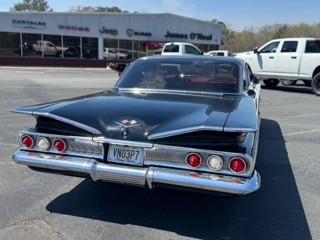 Chevrolet-Impala-Resto-mod-fuel-injected-1960-8