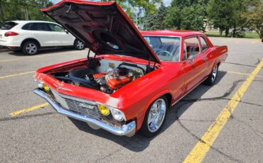 Chevrolet-Impala-biscayne-1965-red-1