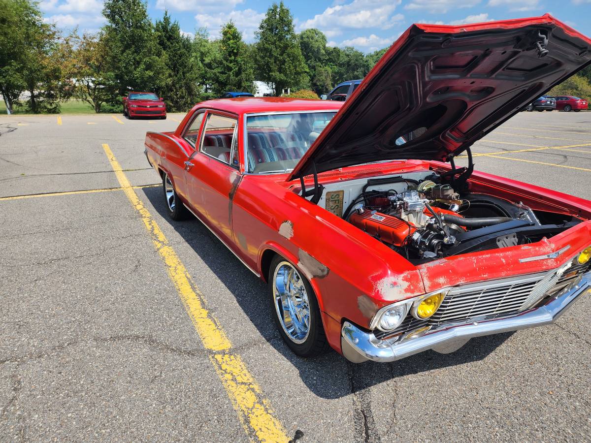 Chevrolet-Impala-biscayne-1965-red-20