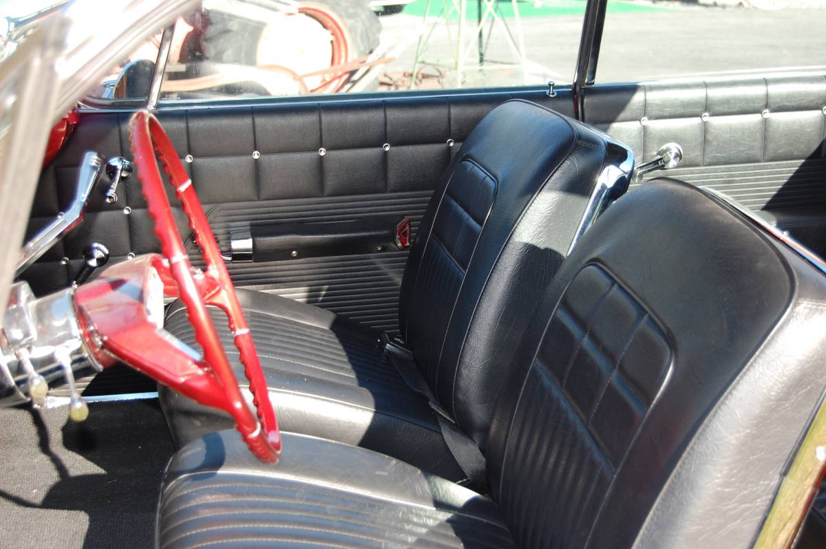 Chevrolet-Impala-bubbletop-1961-custom-5