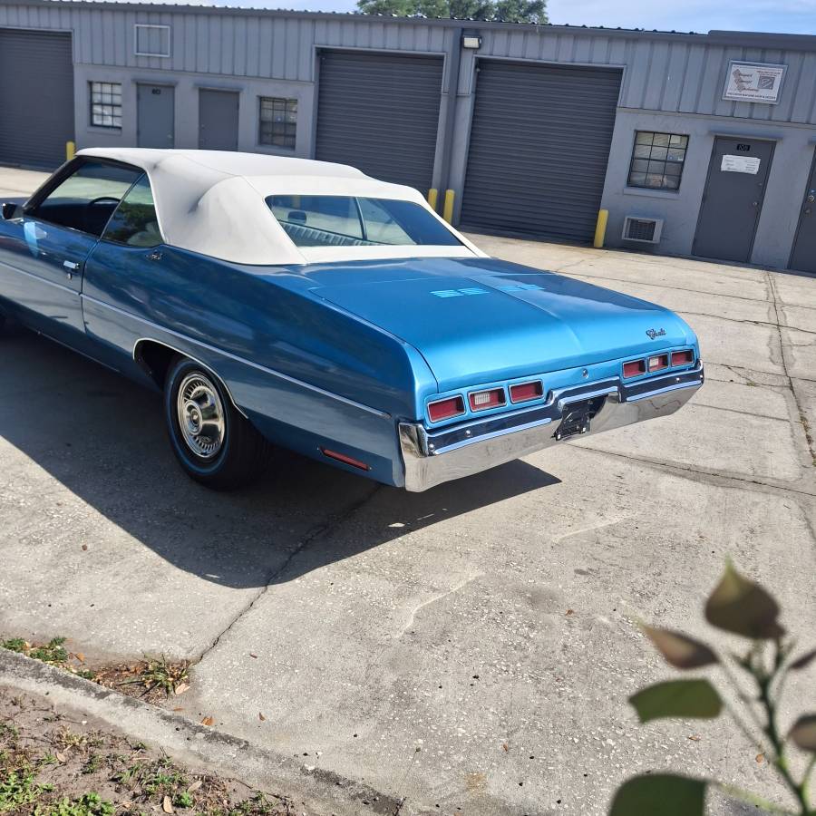 Chevrolet-Impala-convertible-1971-blue-2