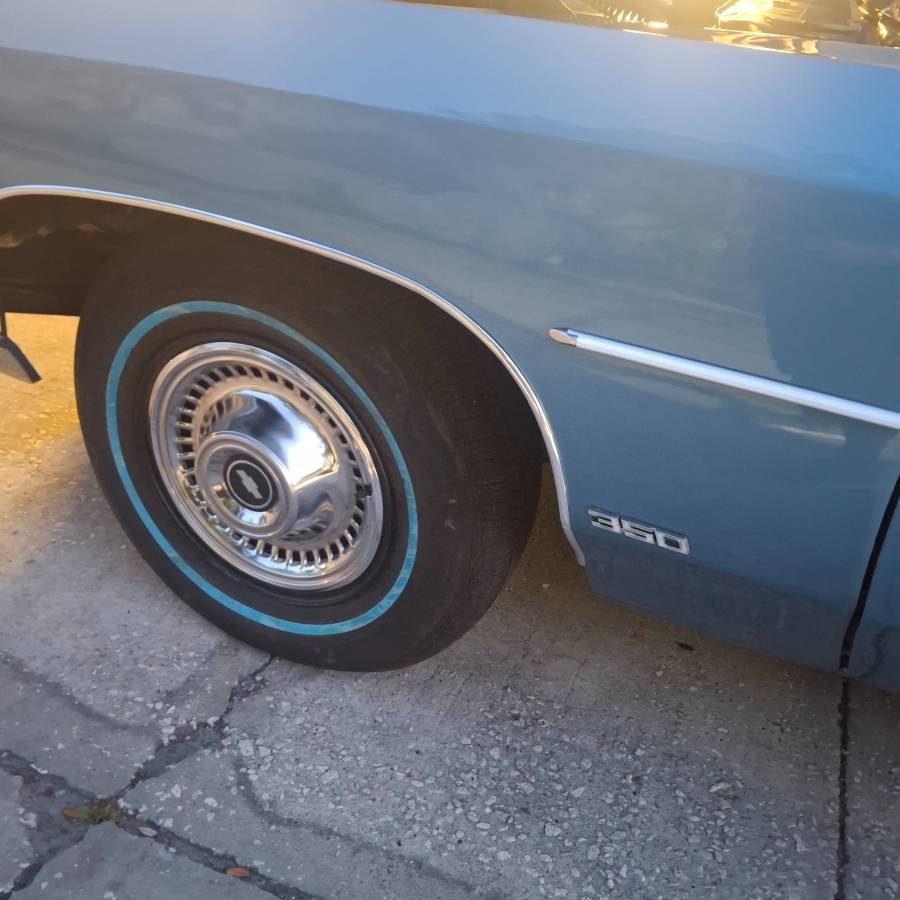Chevrolet-Impala-convertible-1971-blue-6