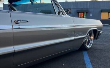 Chevrolet-Impala-convertible-ss-1964-silver-14