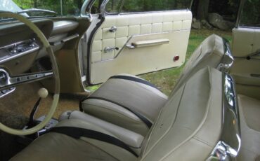 Chevrolet-Impala-ss-1962-white-4