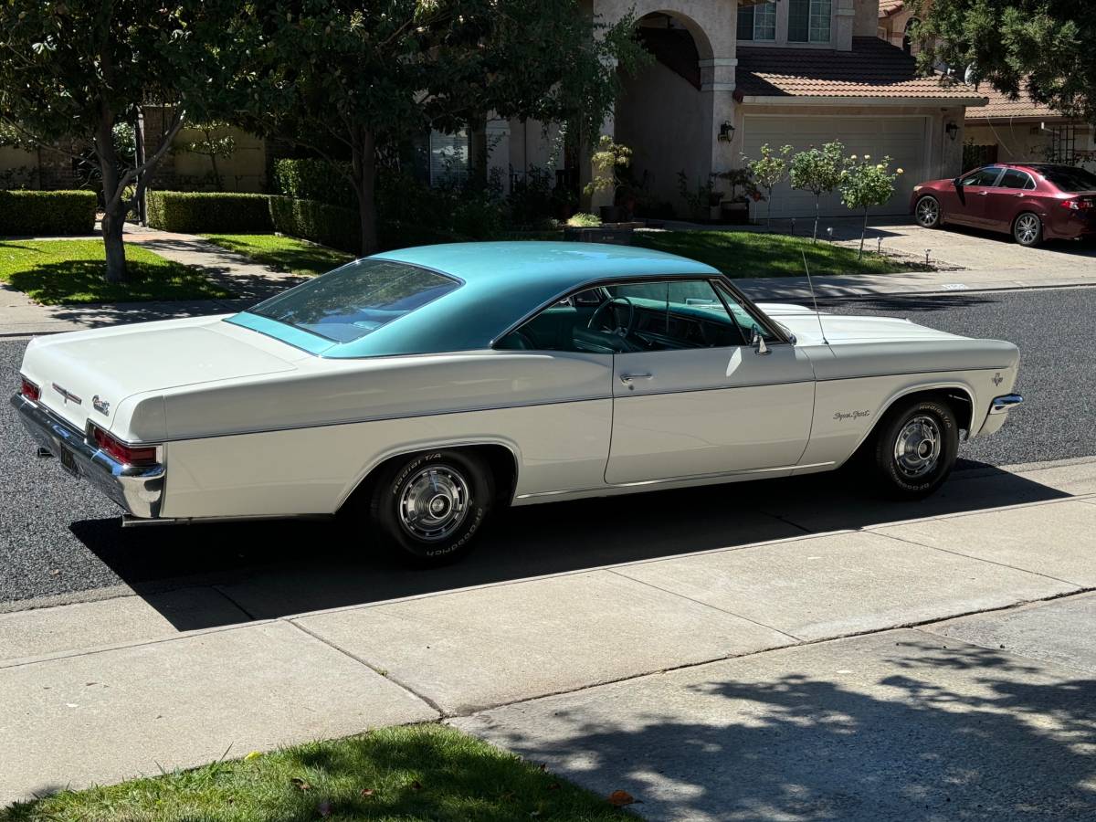 Chevrolet-Impala-ss-1966-white-4