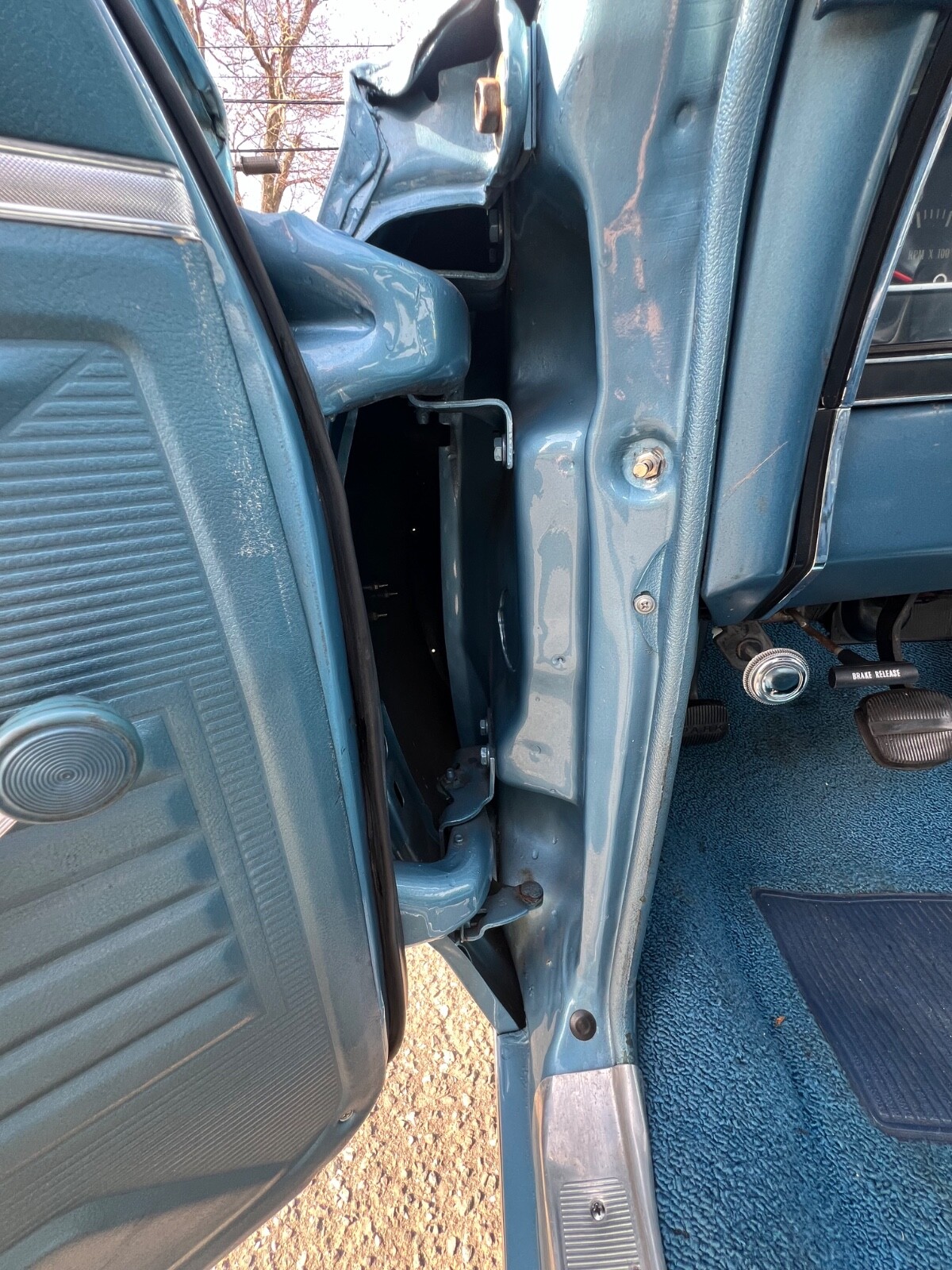 Chevrolet-ImpalaCapriceBelaire-Biscayne-1968-Coupe-17