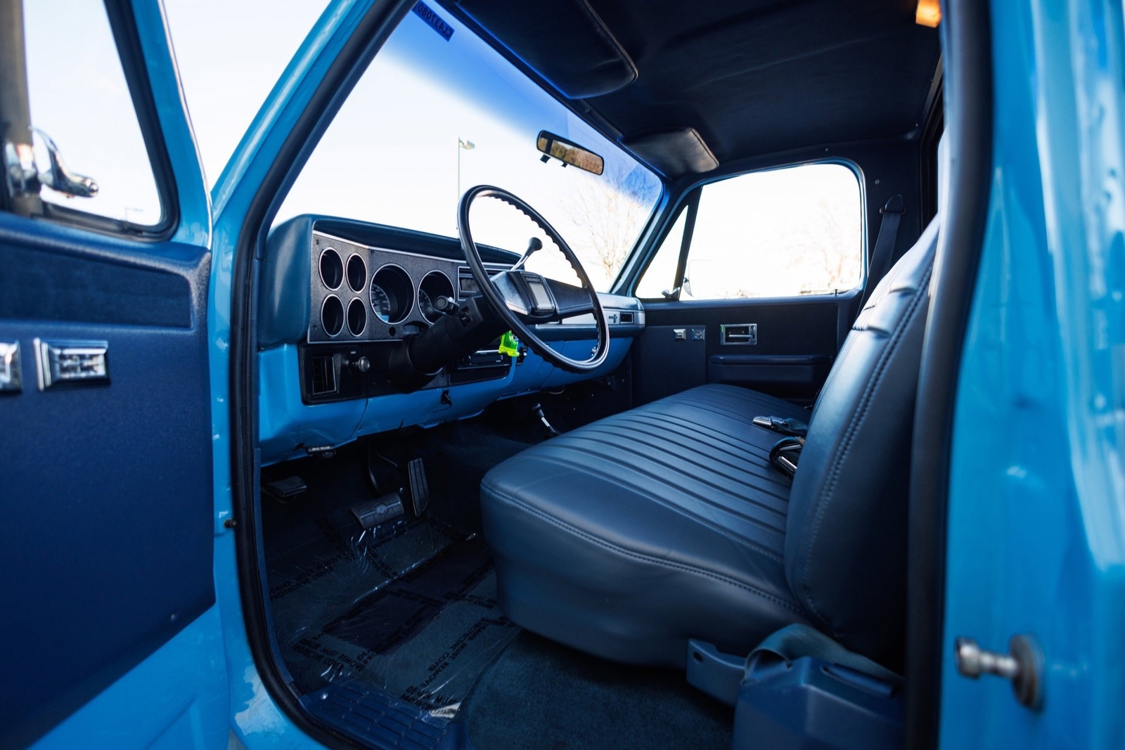 Chevrolet-K-10-1986-2D-Standard-Cab-29