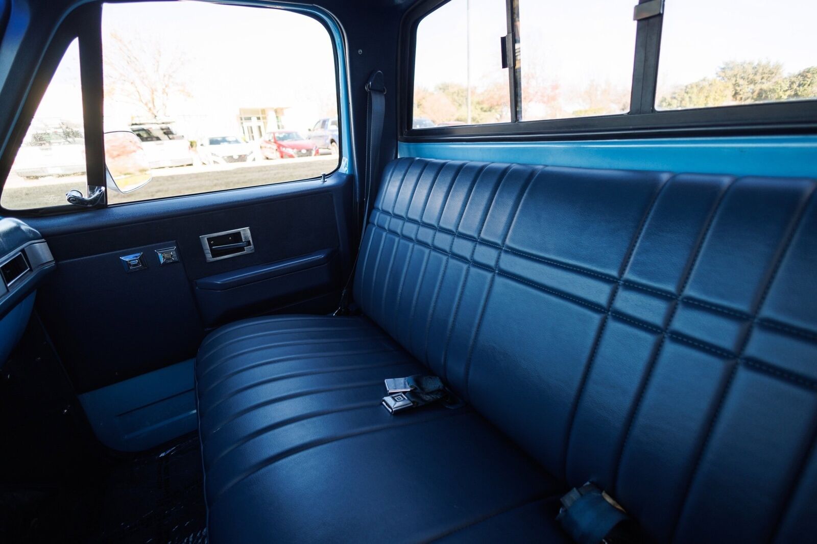 Chevrolet-K-10-1986-2D-Standard-Cab-31