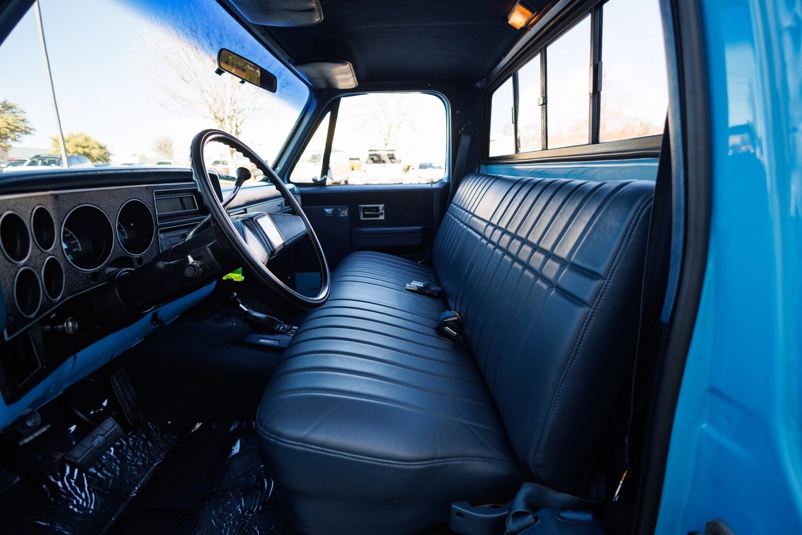 Chevrolet-K-10-1986-2D-Standard-Cab-33
