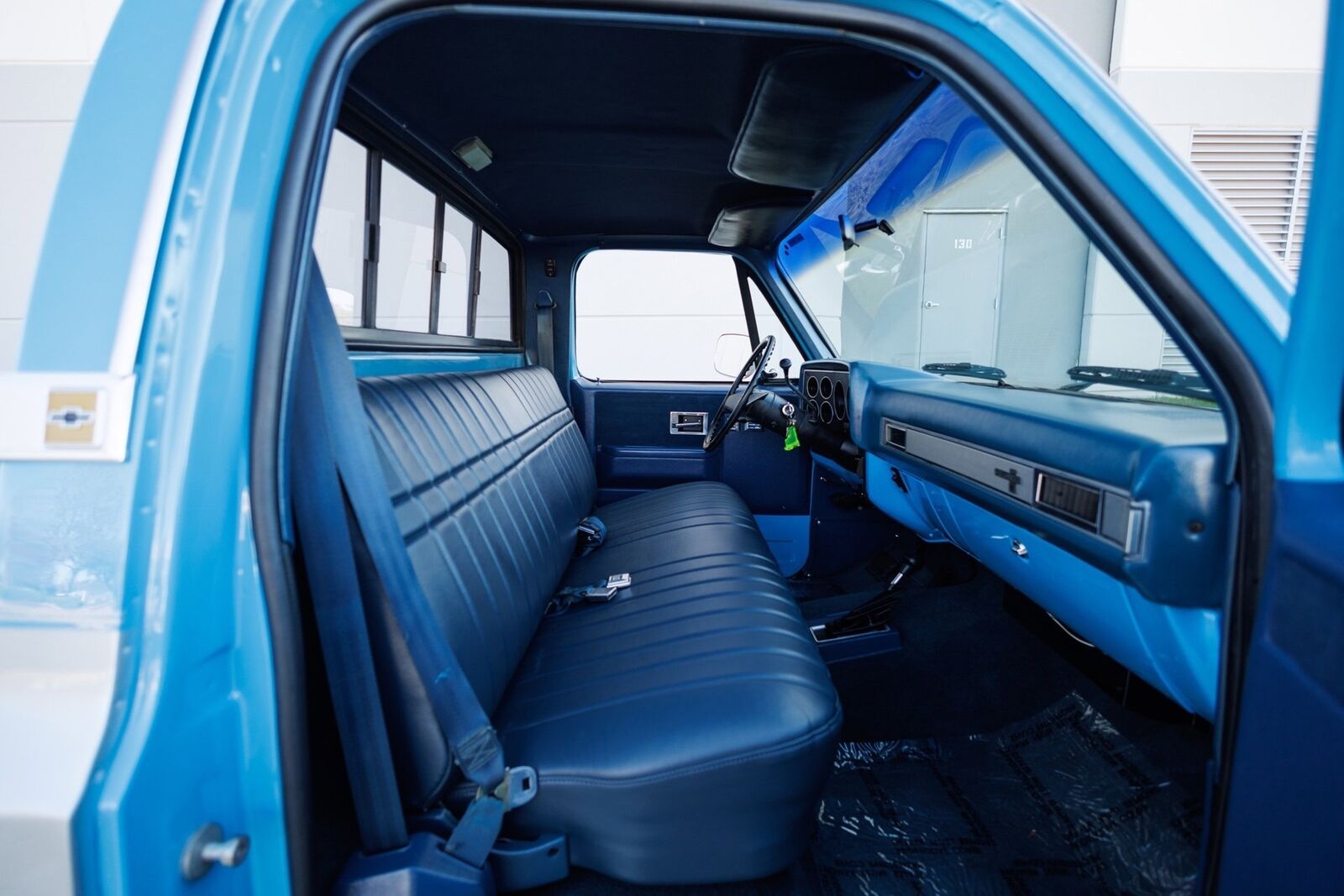 Chevrolet-K-10-1986-2D-Standard-Cab-34
