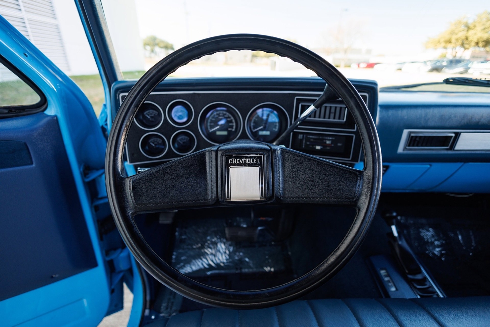 Chevrolet-K-10-1986-2D-Standard-Cab-36