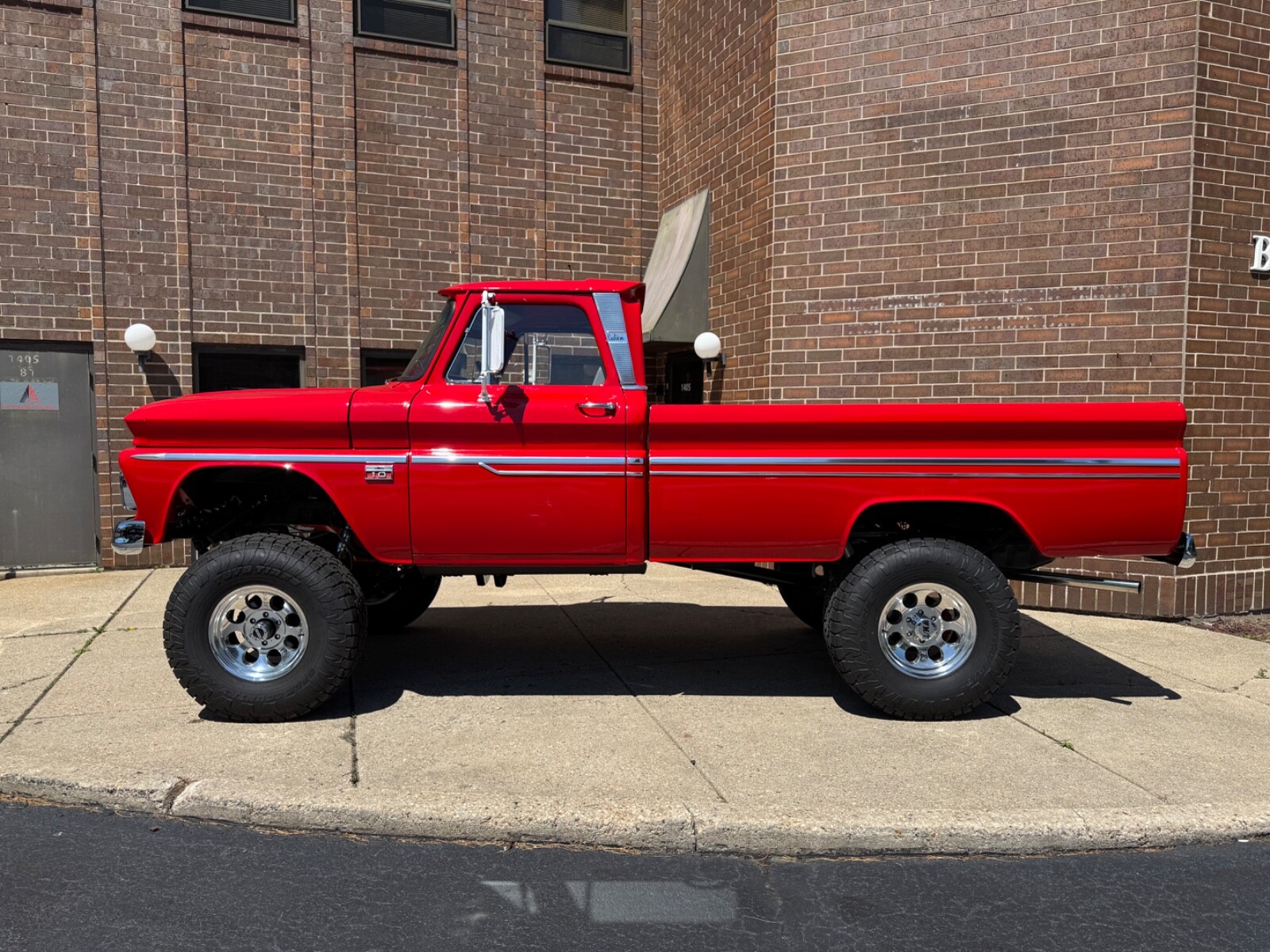 Chevrolet-K10-1966-Cab-Chassis-1