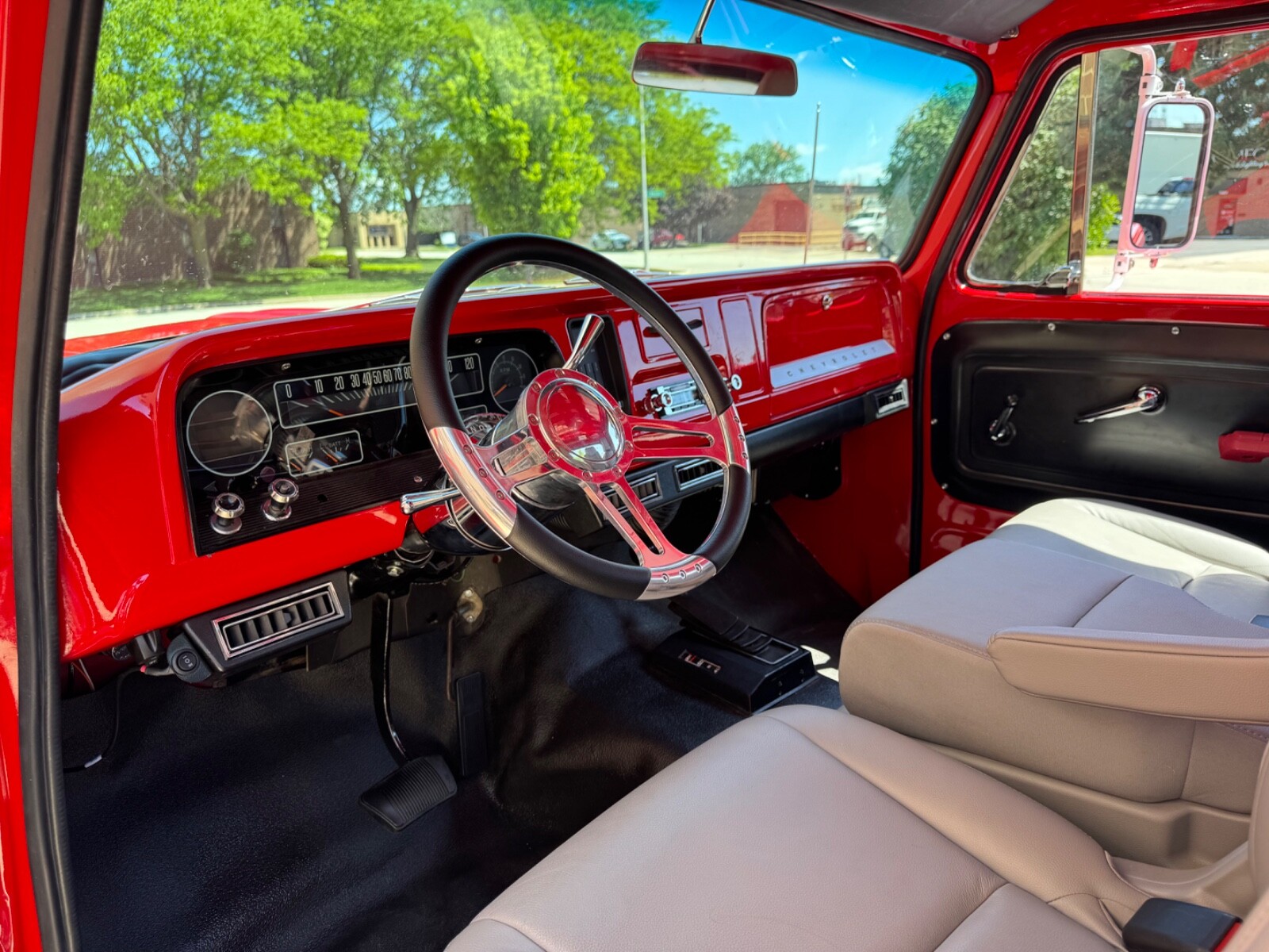Chevrolet-K10-1966-Cab-Chassis-28