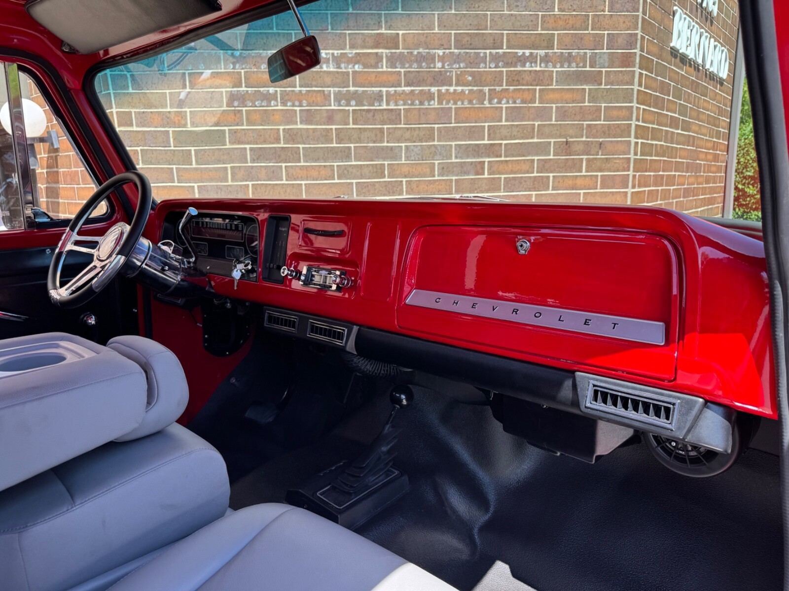 Chevrolet-K10-1966-Cab-Chassis-34
