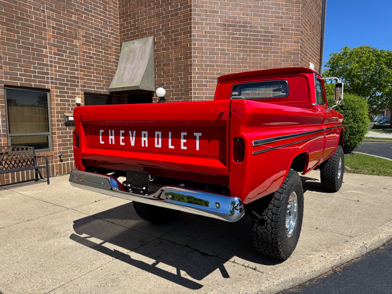 Chevrolet-K10-1966-Cab-Chassis-7