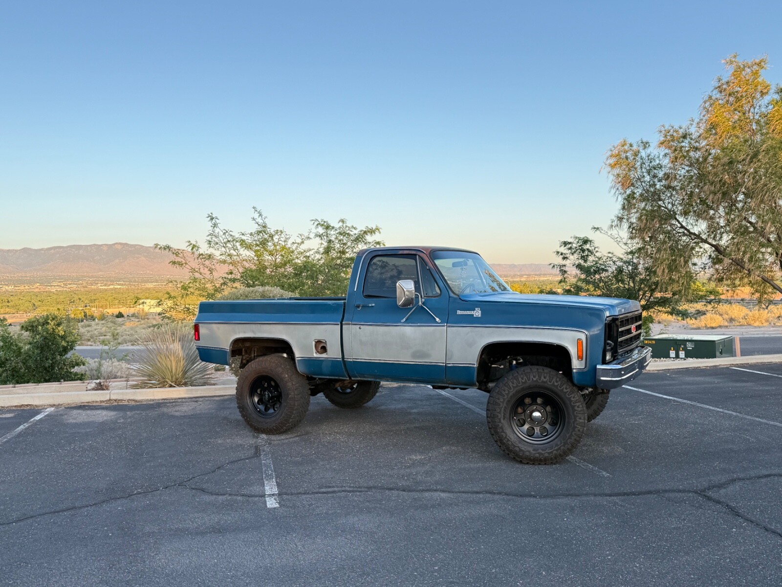 Chevrolet-K10-1979-Standard-Cab-Pickup-2