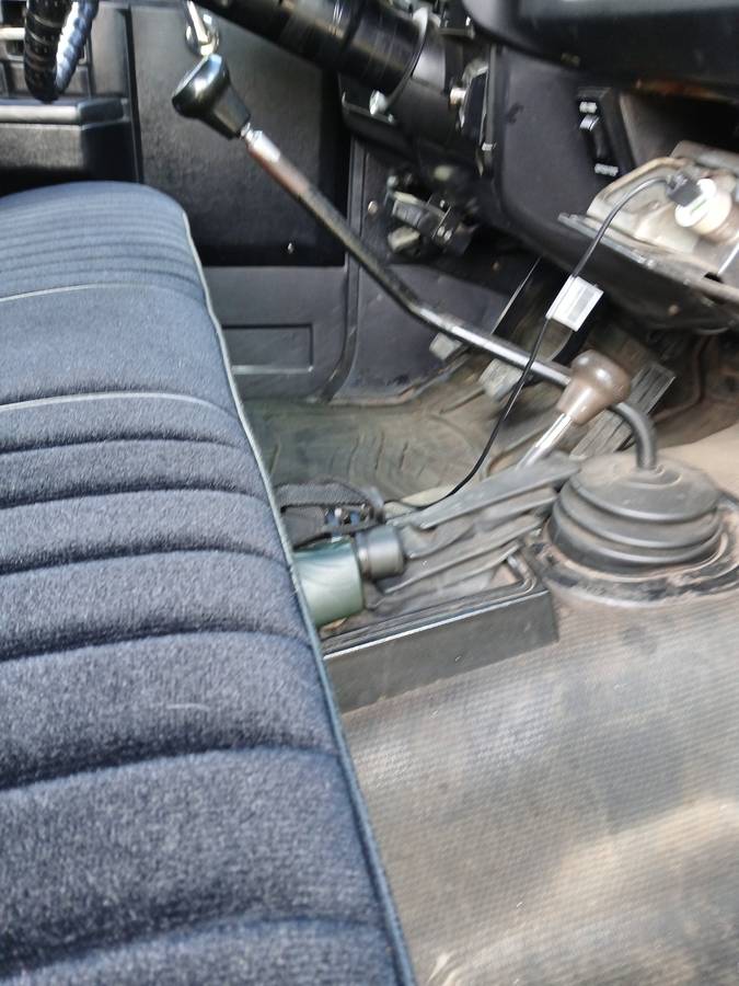 Chevrolet-K10-1981-grey-5