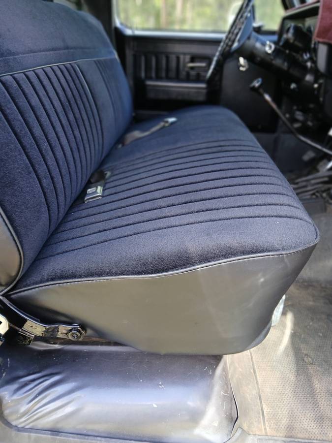 Chevrolet-K10-1981-grey-8